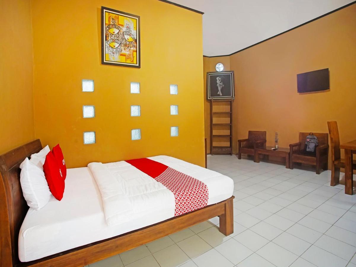 Oyo 90229 Fidel Caestro Homestay Kotadalem Exteriör bild